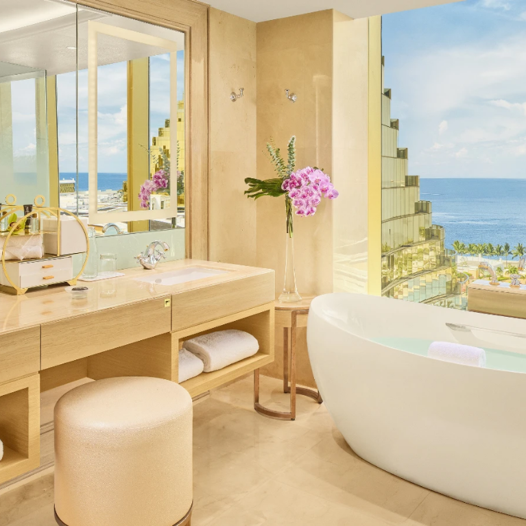 Bathtub