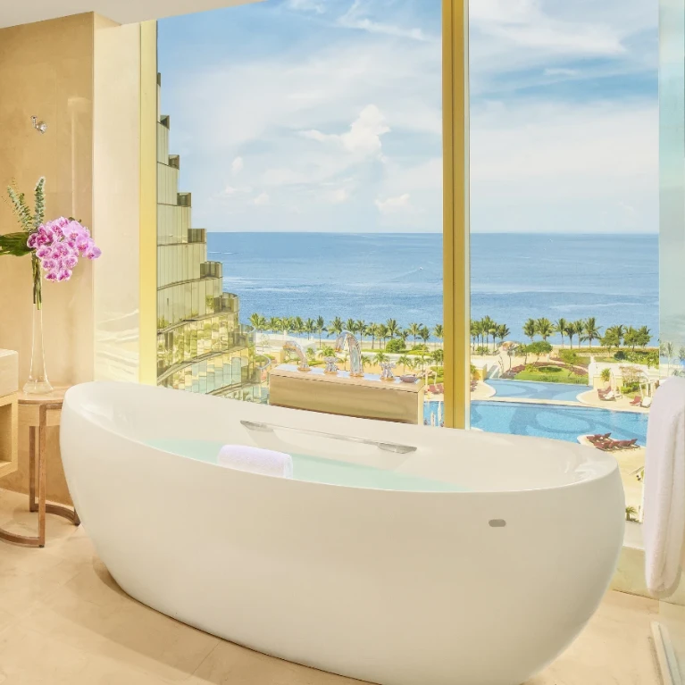 Bathtub