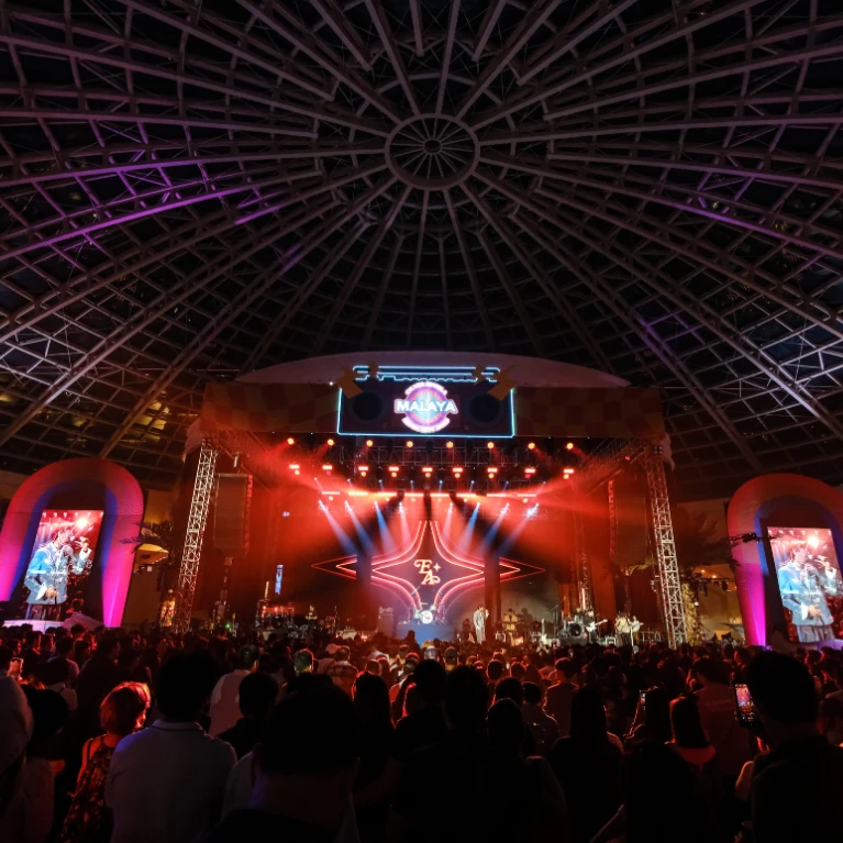 TEST GALLERY 1800x900